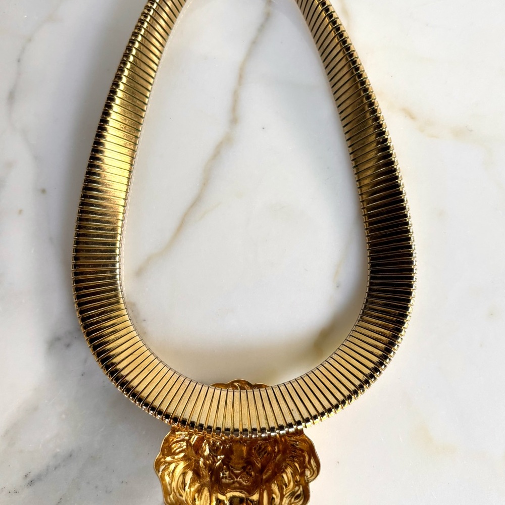 VINTAGE 1980s MASSIVE GOLDEN LION HEAD TUBOGAS OMEGA STATEMENT CHUNKY NECKLACE - Picture 5 of 9